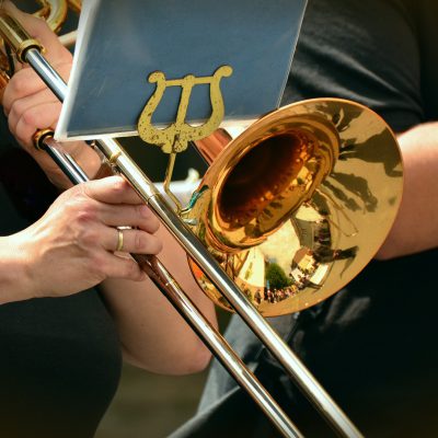 Foto von: congerdesign - https://pixabay.com/de/trompete-zugtrompete-musikinstrument-1495108/